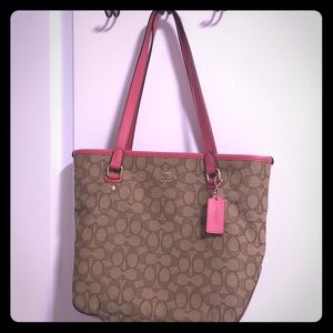 Coach tote!